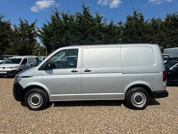 Used Volkswagen Transporter 2021 for sale - 75965196: Photo