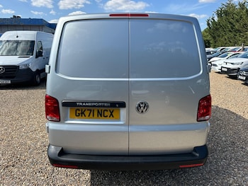 Used Volkswagen Transporter 2021 for sale - 75965196: Photo