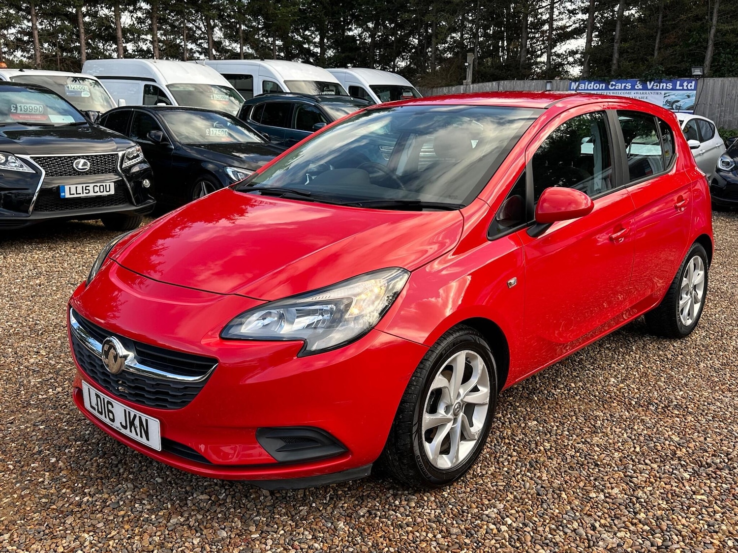 Used Vauxhall Corsa 2016 for sale - 76689192: Photo 1