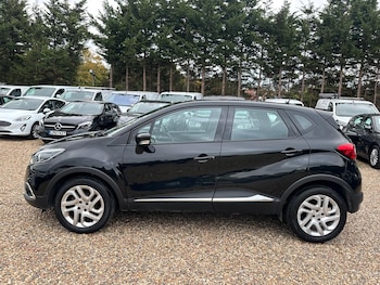 Used Renault Captur 2016 for sale - 76260125: Photo 2