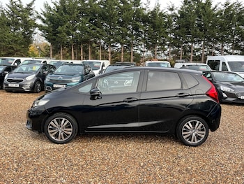 Used Honda Jazz 2016 for sale - 76472531: Photo