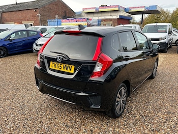 Used Honda Jazz 2016 for sale - 76472531: Photo