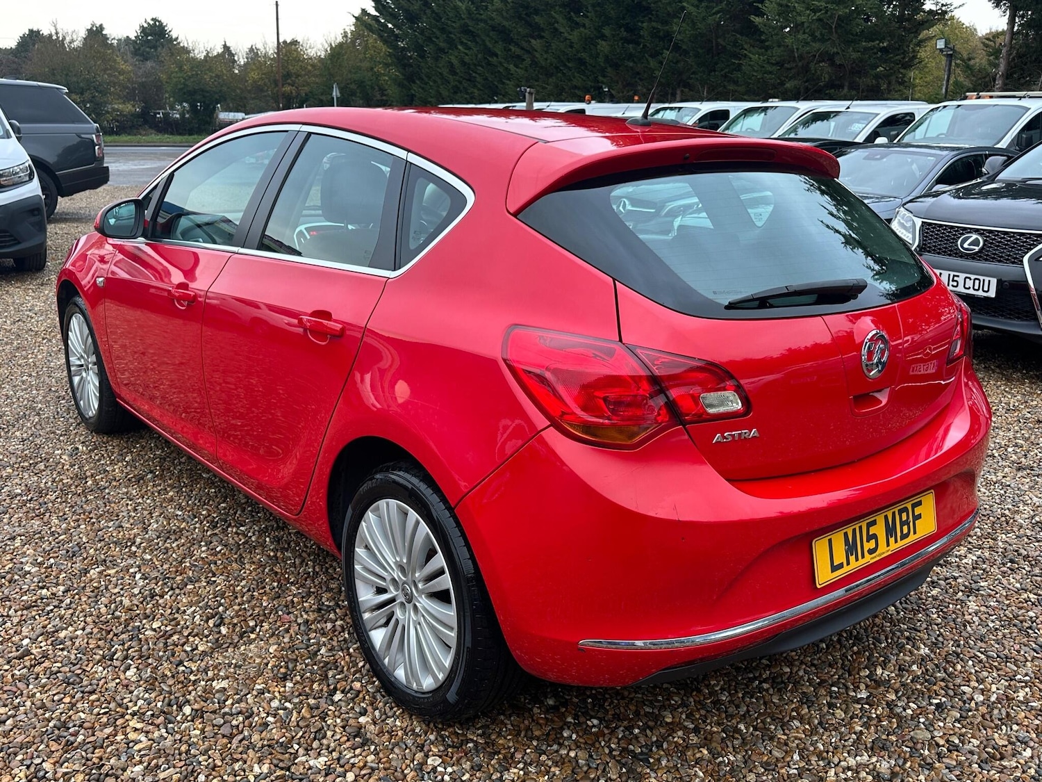 Used Vauxhall Astra 2015 for sale - 76714251: Photo 3