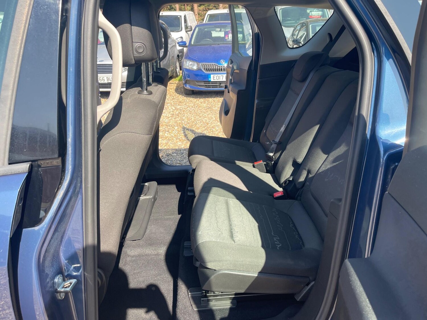 Vehicle 21