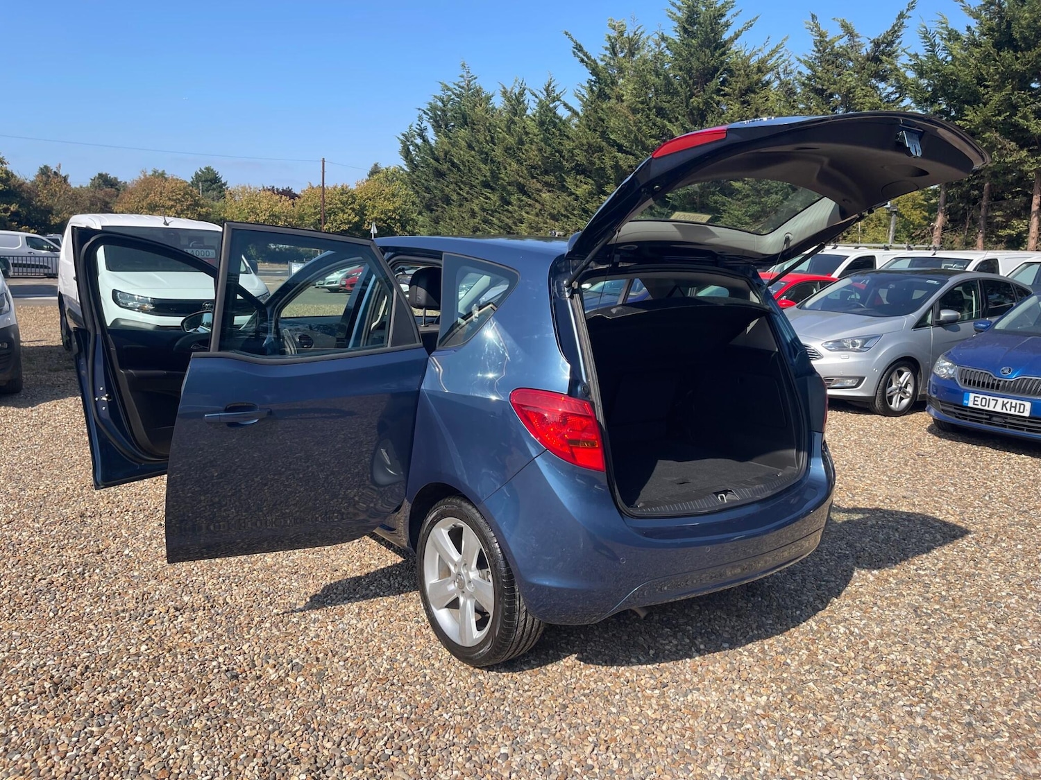Vehicle 29