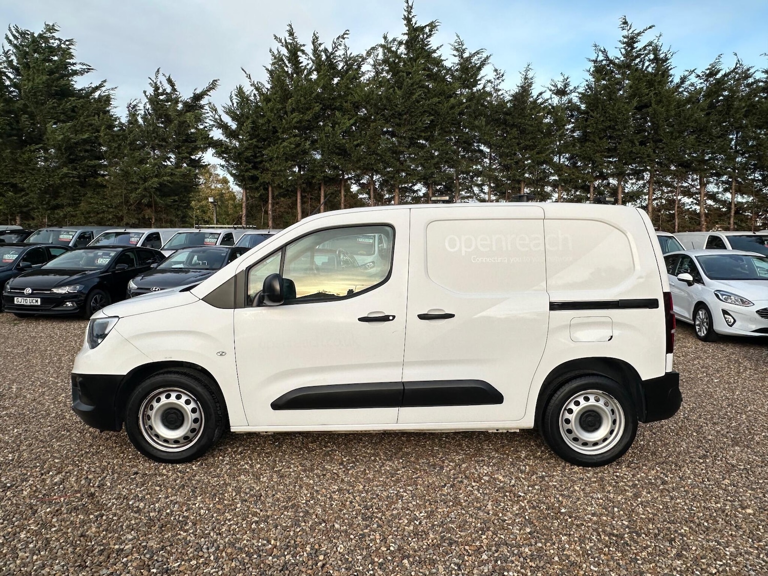 Used Vauxhall Combo 2019 for sale - 76151630: Photo 2