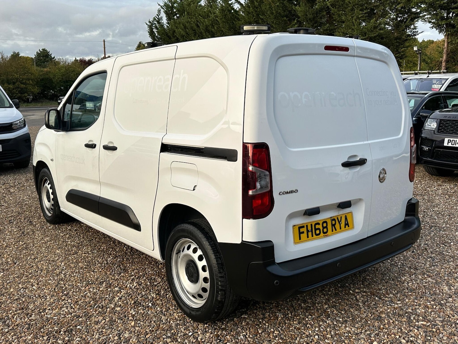 Used Vauxhall Combo 2019 for sale - 76151630: Photo 3