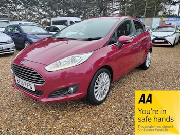 Used Ford Fiesta 2015 for sale - 77524168: Photo