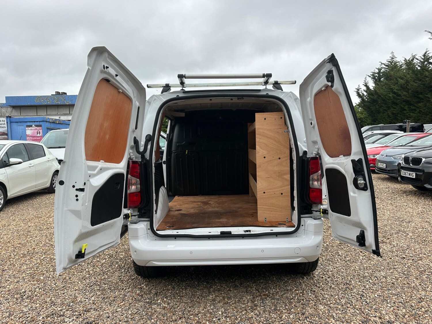 Vehicle 21