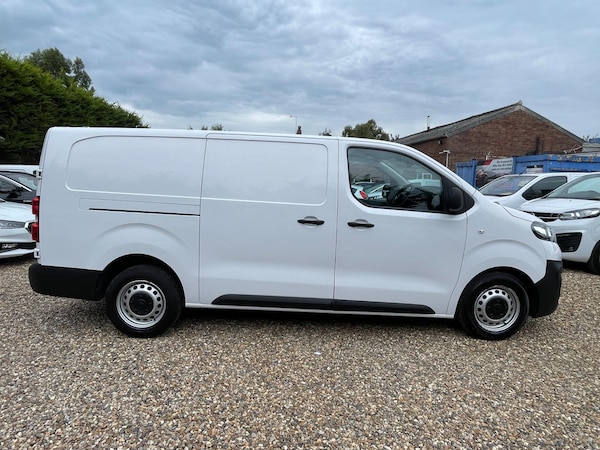 Used Vauxhall Vivaro 2023 for sale - 75153168: Photo 6