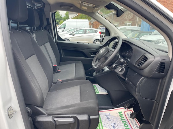 Used Vauxhall Vivaro 2023 for sale - 75153168: Photo 9