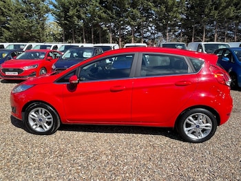 Used Ford Fiesta 2014 for sale - 76188775: Photo 2
