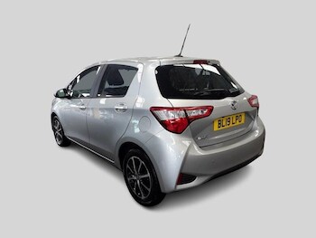 Used Toyota Yaris 2019 for sale - 78648819: Photo