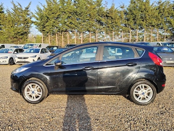Used Ford Fiesta 2014 for sale - 77724094: Photo