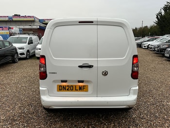 Used Vauxhall Combo 2020 for sale - 77020904: Photo