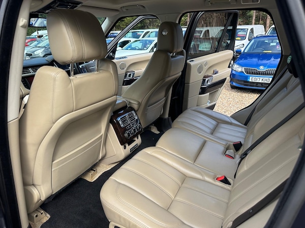 Used Land Rover Range Rover for sale - 74408527: Photo 23