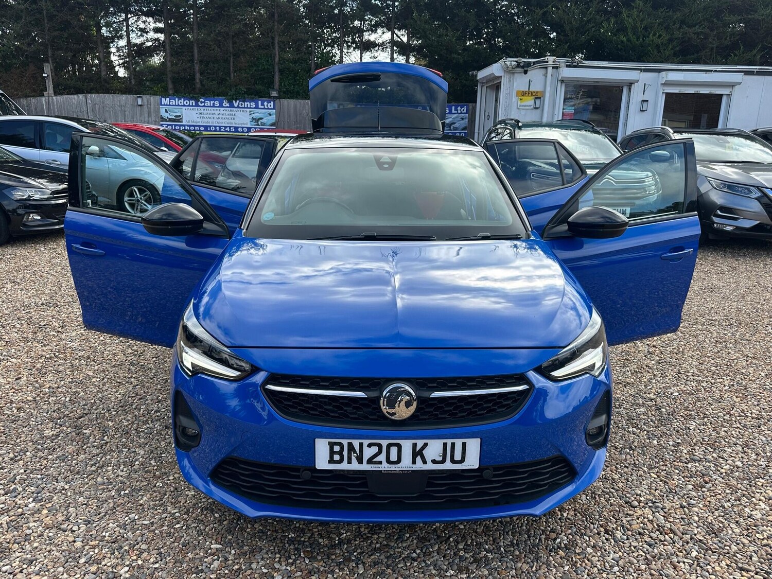 Vehicle 28