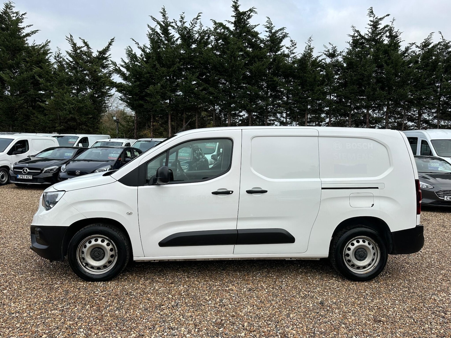 Used Vauxhall Combo 2020 for sale - 76573112: Photo 2