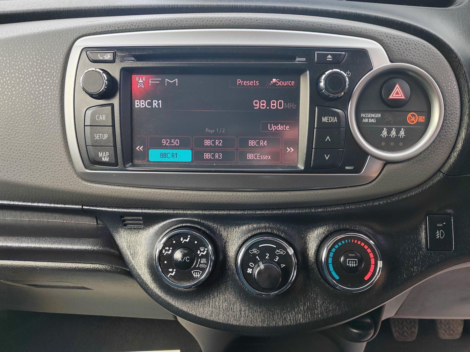 Used Toyota Yaris 2012 for sale - 77637605: Photo 12