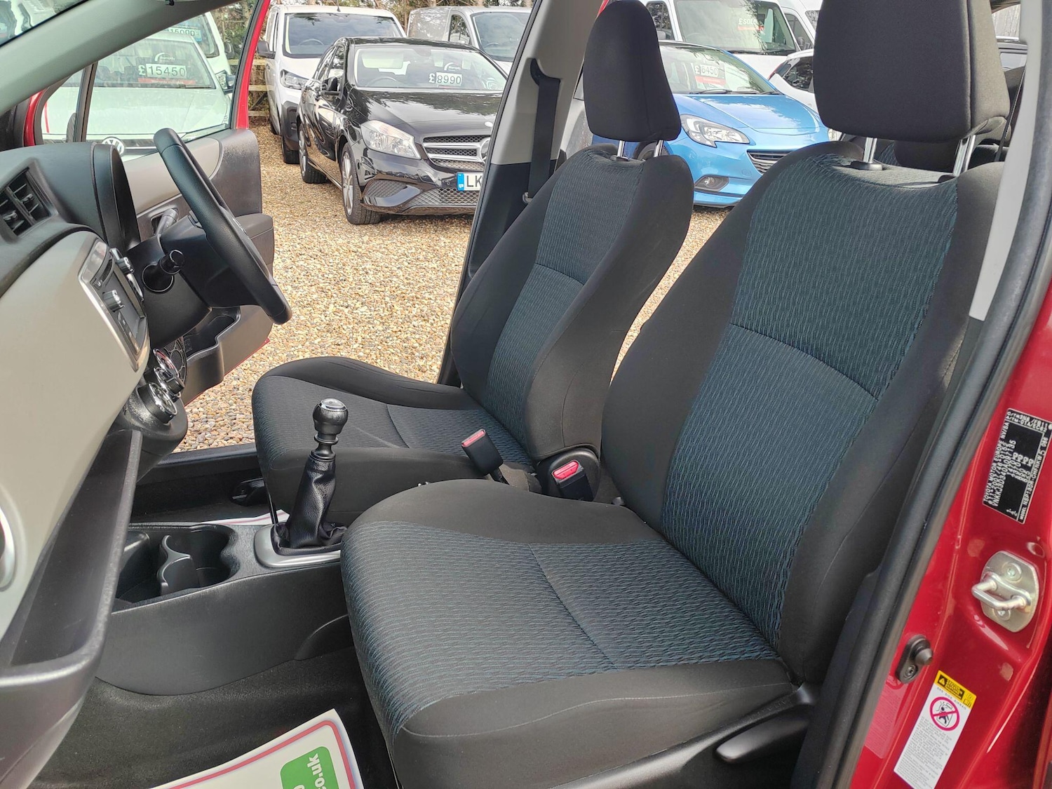 Used Toyota Yaris 2012 for sale - 77637605: Photo 18