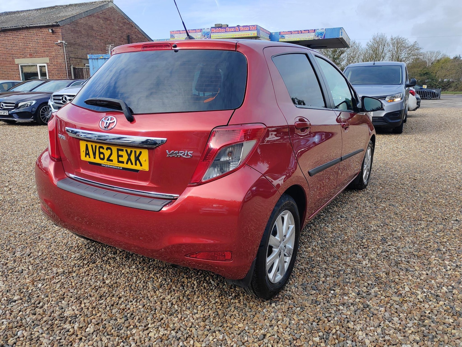 Used Toyota Yaris 2012 for sale - 77637605: Photo 5