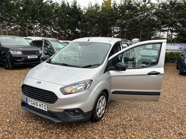 Used Ford Transit Courier 2019 for sale - 76151460: Photo 18