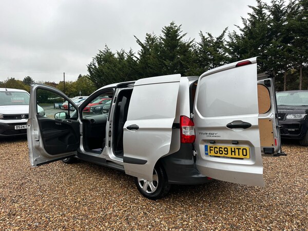 Used Ford Transit Courier 2019 for sale - 76151460: Photo 20