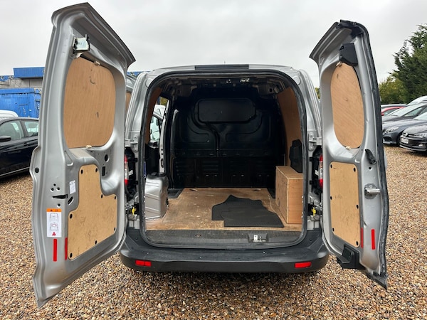Used Ford Transit Courier 2019 for sale - 76151460: Photo 21