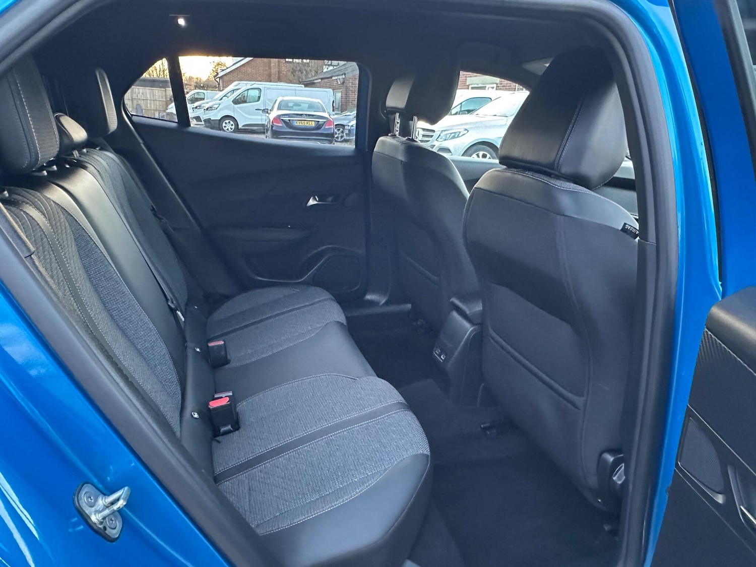 Used Peugeot 2008 2023 for sale - 77723134: Photo 14