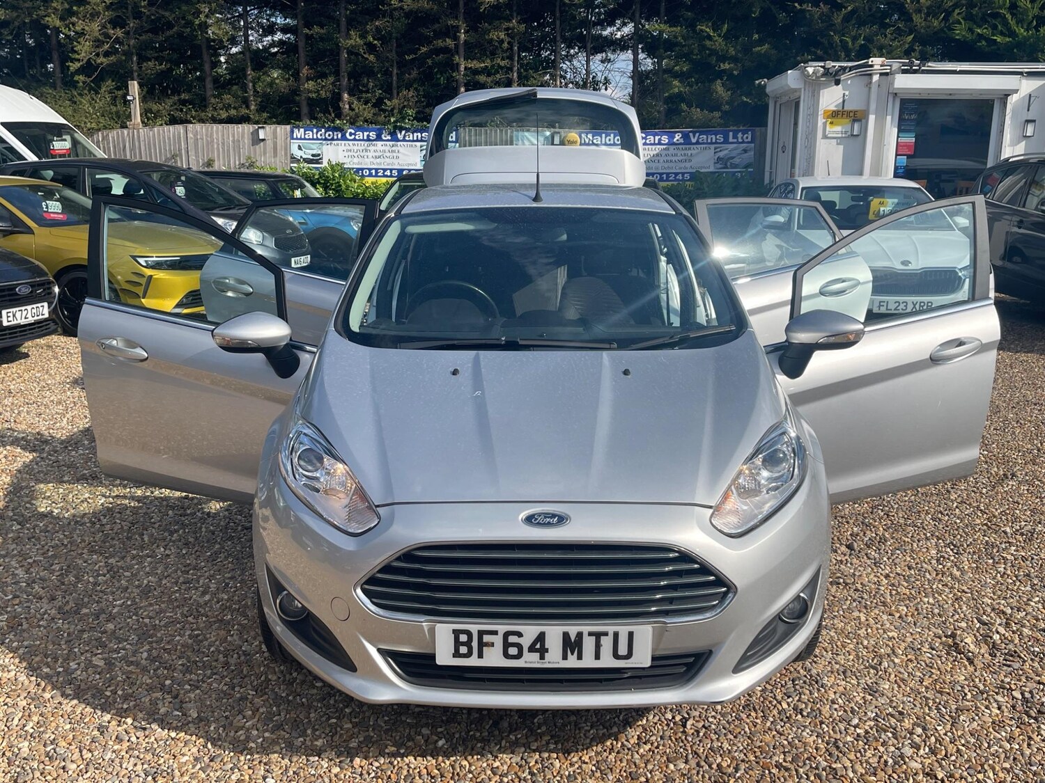 Vehicle 28