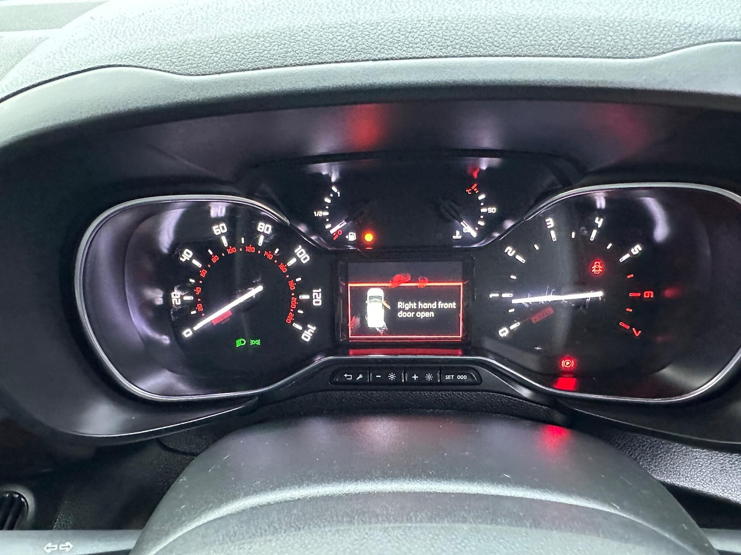 Used Citroen Berlingo 2022 for sale - 76942507: Photo 11