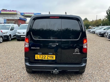 Used Citroen Berlingo 2022 for sale - 76942507: Photo