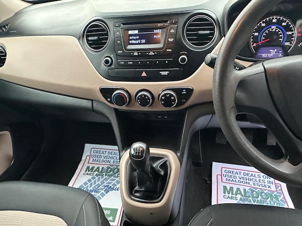 Used Hyundai i10 2016 for sale - 76260070: Photo 12