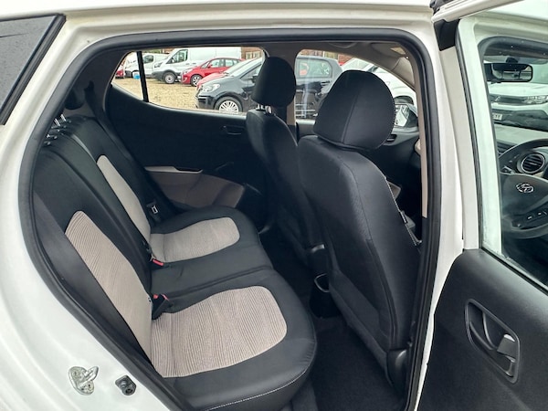 Used Hyundai i10 2016 for sale - 76260070: Photo 13
