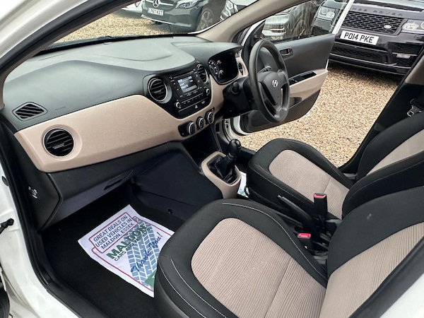 Used Hyundai i10 2016 for sale - 76260070: Photo 17