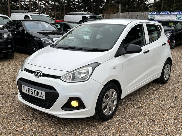 Used Hyundai i10 2016 for sale - 76260070: Photo 1