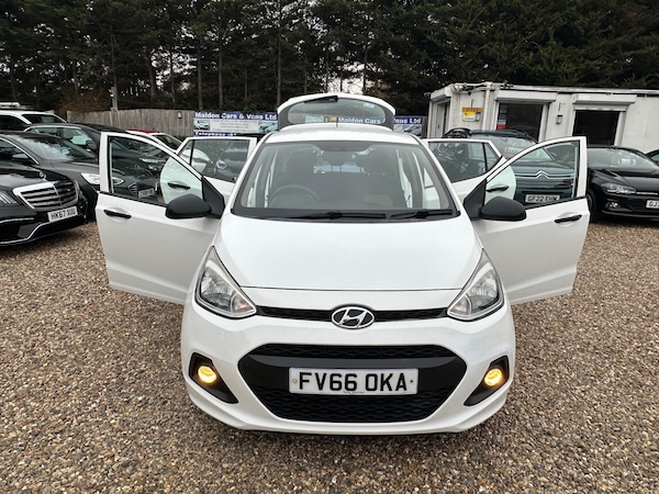 Used Hyundai i10 2016 for sale - 76260070: Photo 25