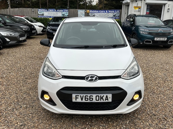 Used Hyundai i10 2016 for sale - 76260070: Photo 8