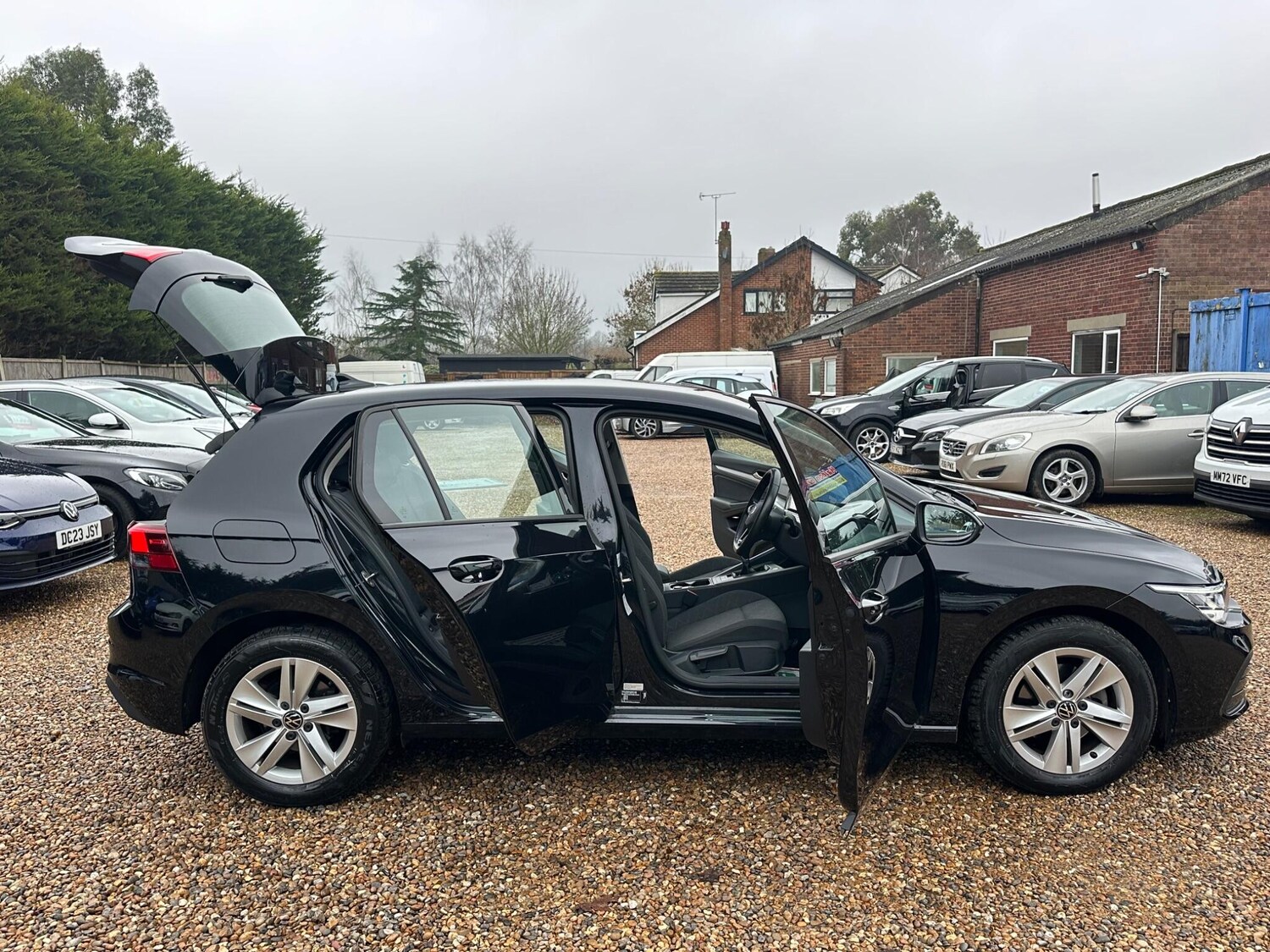 Used Volkswagen Golf 2023 for sale - 77412153: Photo 26