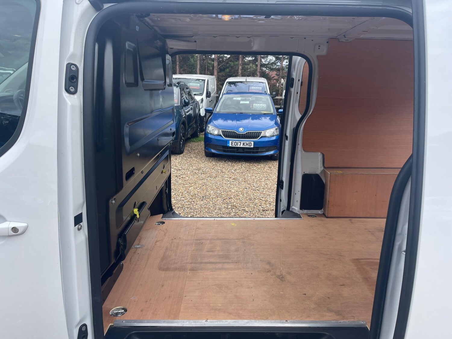 Vehicle 21