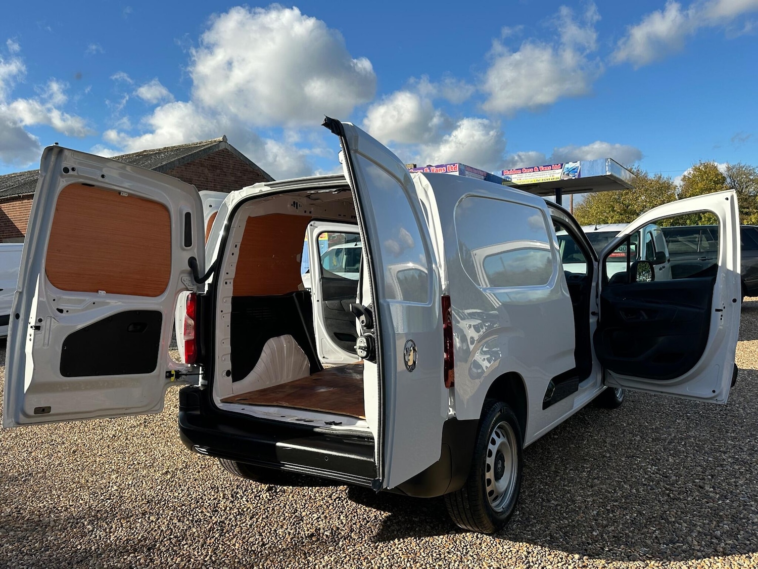 Used Vauxhall Combo 2024 for sale - 76295046: Photo 24