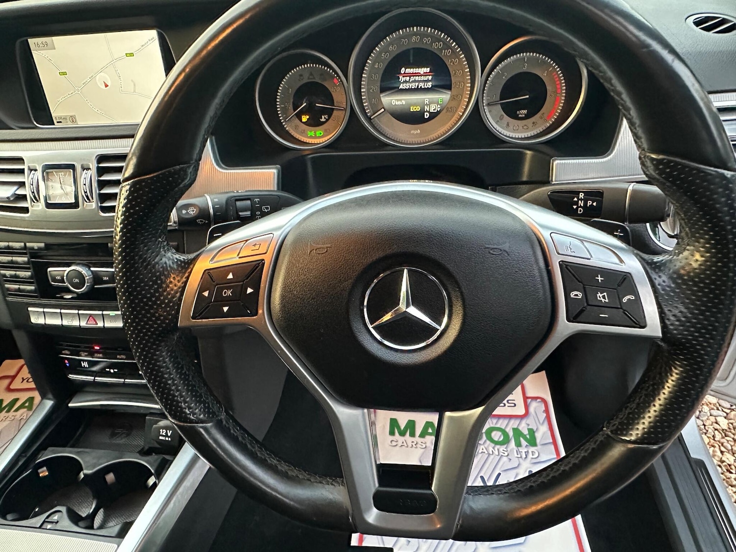 Used Mercedes-Benz E Class 2014 for sale - 76992436: Photo 11