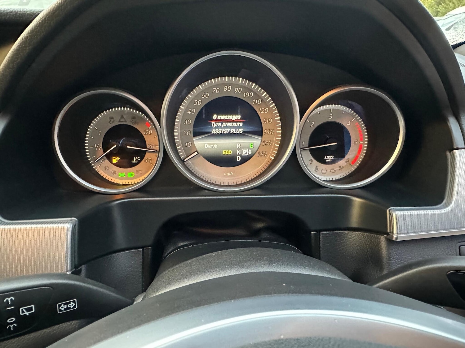 Used Mercedes-Benz E Class 2014 for sale - 76992436: Photo 12