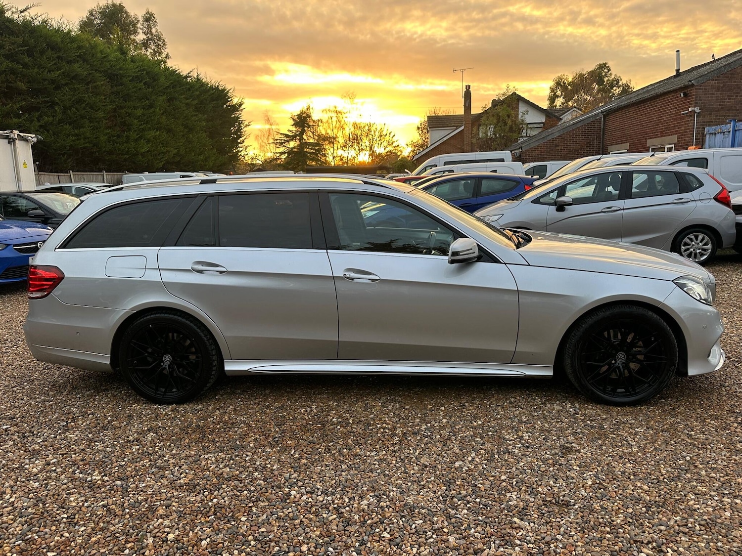 Used Mercedes-Benz E Class 2014 for sale - 76992436: Photo 6