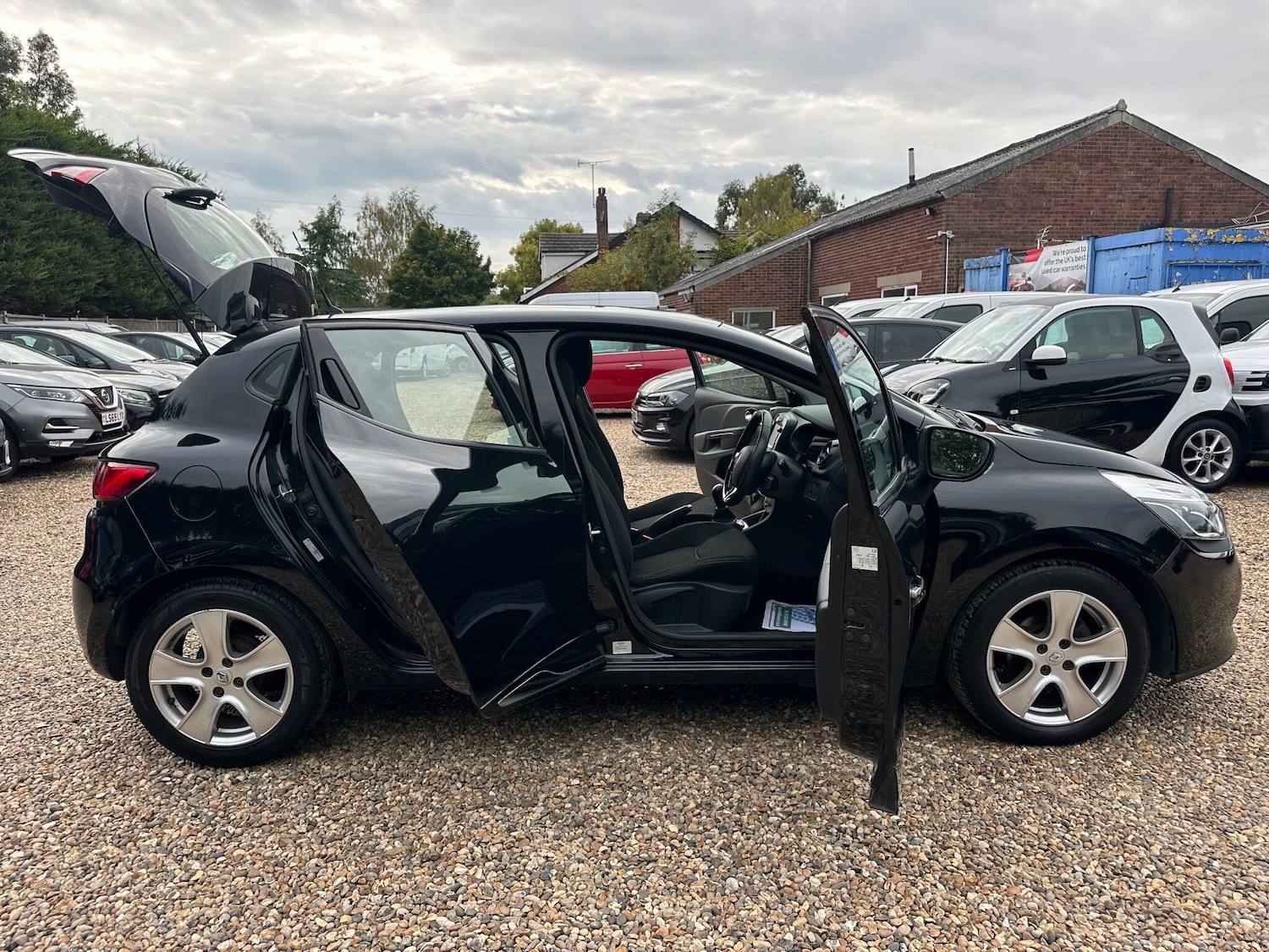 Used Renault Clio 2016 for sale - 76214889: Photo 22