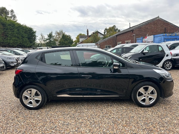 Used Renault Clio 2016 for sale - 76214889: Photo 6