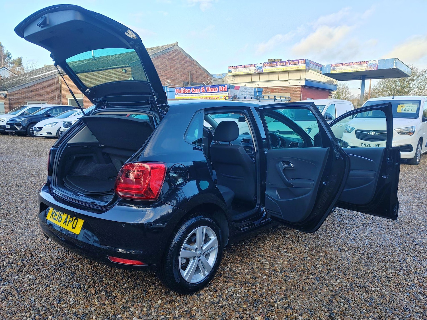 Used Volkswagen Polo 2016 for sale - 77559104: Photo 24