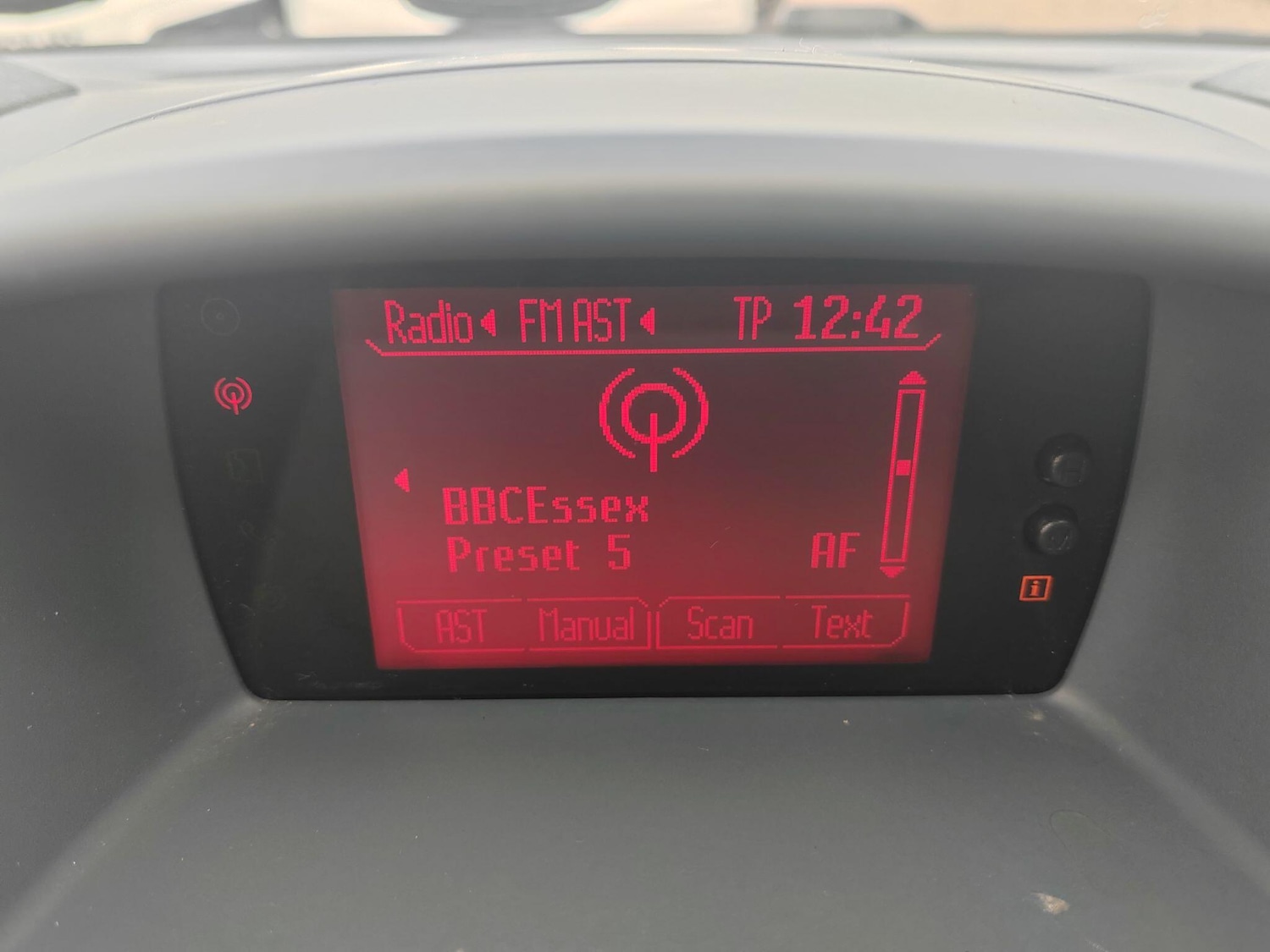 Used Ford Fiesta 2010 for sale - 77387298: Photo 18