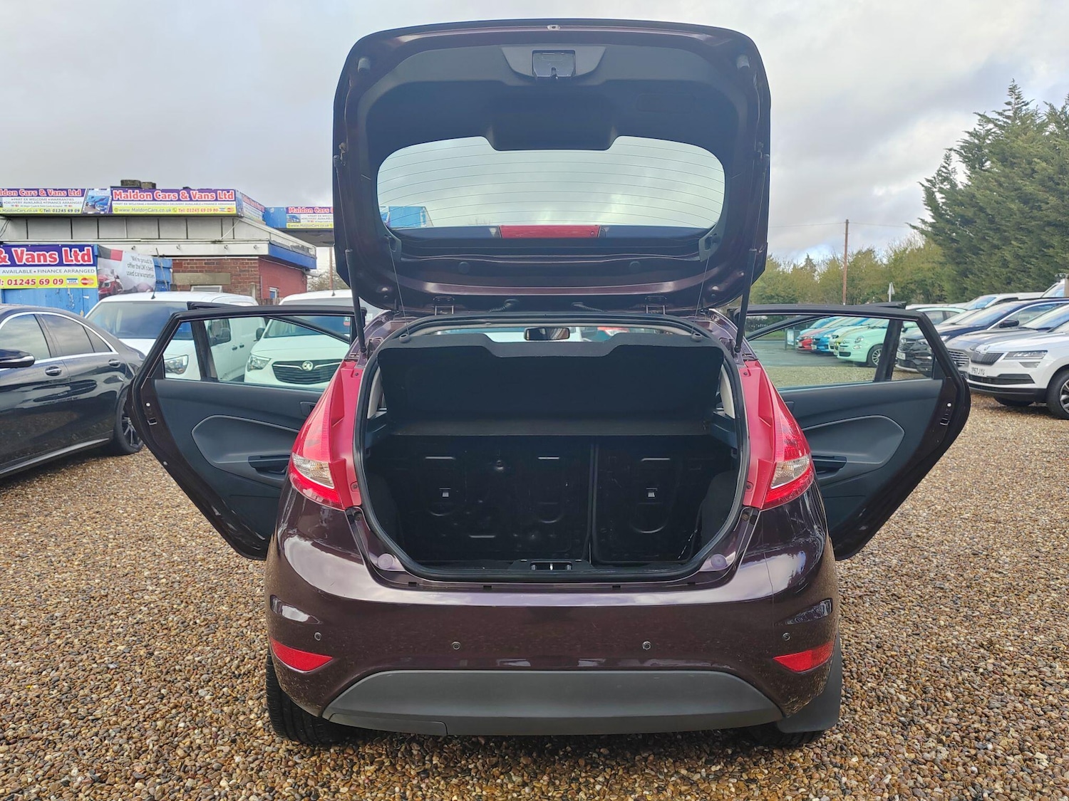 Used Ford Fiesta 2010 for sale - 77387298: Photo 25