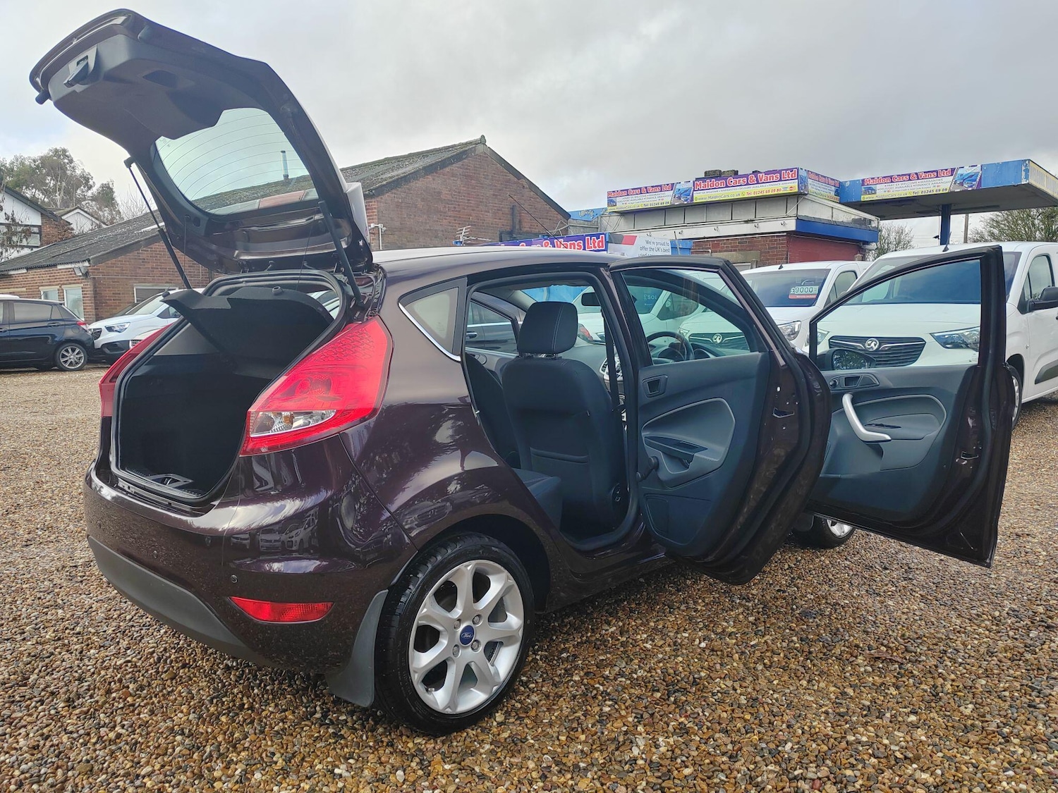 Used Ford Fiesta 2010 for sale - 77387298: Photo 26